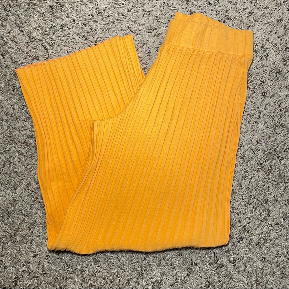 A New Day Women's High-Rise Wide Leg Ribbed Ankle Pants‎ Orange Size Small